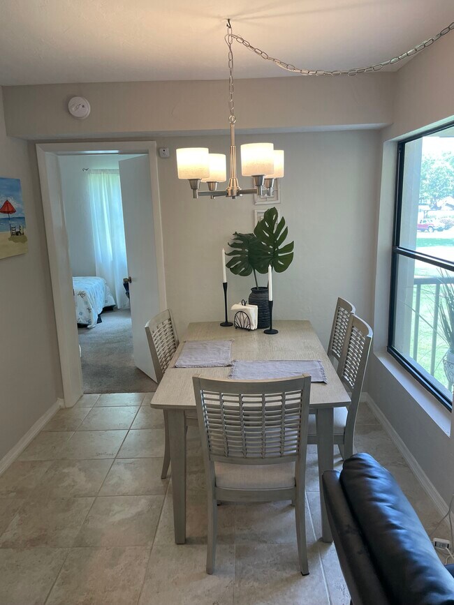 Foto del edificio - 13240 White Marsh Ln