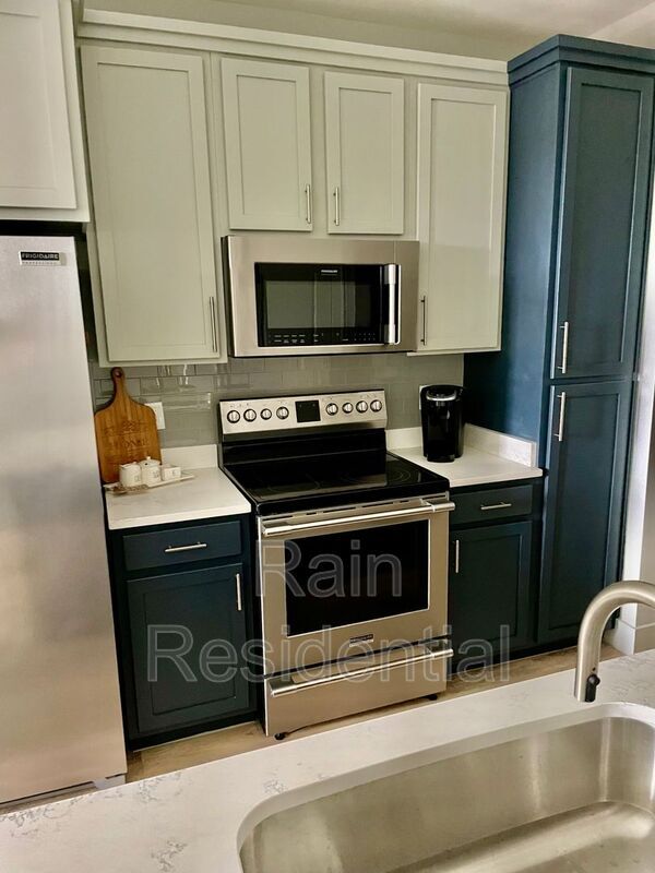Building Photo - 2501 Bienville Blvd