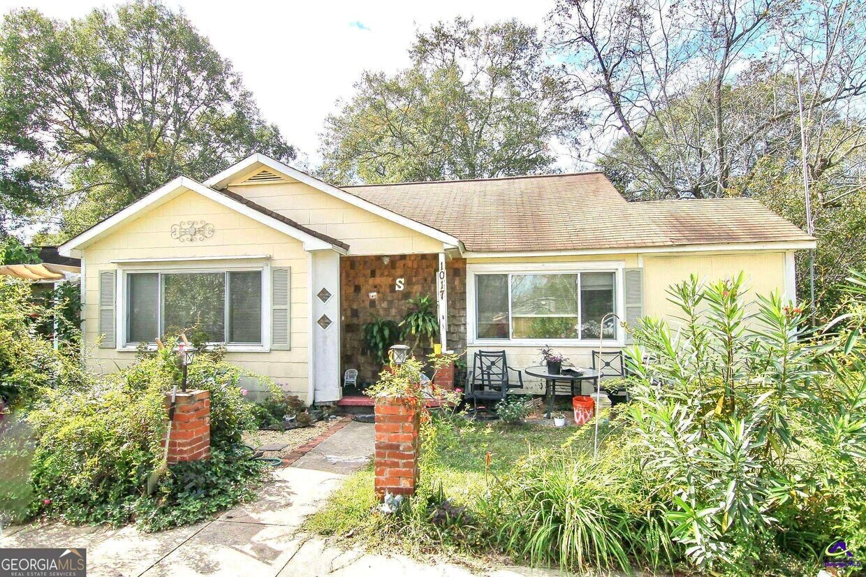 1017 Snow Hill Rd, Cadwell, GA 31009 House Rental in Cadwell, GA