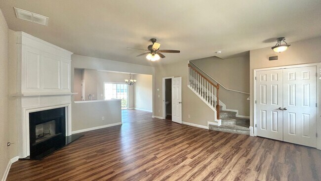 Building Photo - 933 Prestwyck Ct