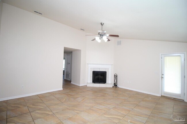 Foto del edificio - 4715 Frances St