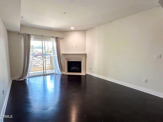Building Photo - 4424 Whitsett Ave