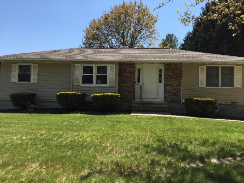 3048 Sunset Ln Unit 1, Schenectady, NY 12303 Room for Rent in