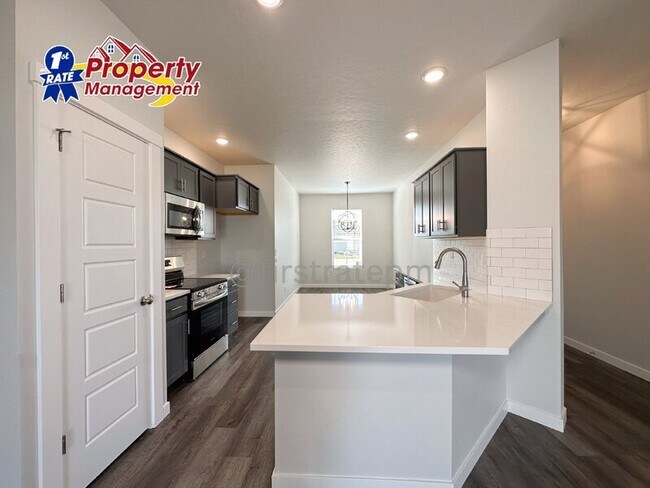 Foto del edificio - 4212 N Parnassus Wy