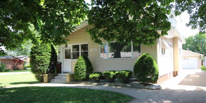 Primary Photo - 2324 W Rohmann