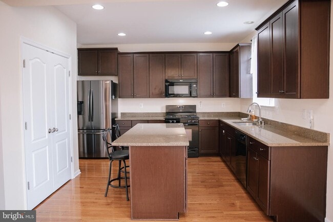 Building Photo - 18006 Cavalier Ct