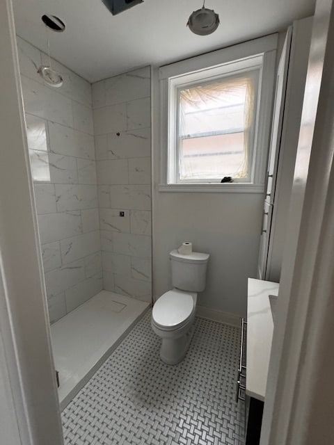 Bathroom - 2624 N Francisco Ave