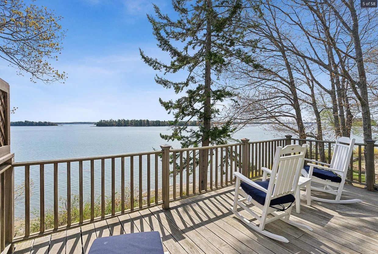 Primary Photo - 44 Maquoit Dr