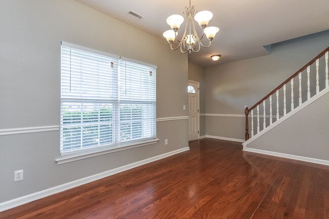 Building Photo - 1102 Braemar Highland Dr