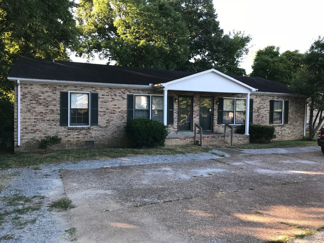 Front - 7141 Old Harding Pike