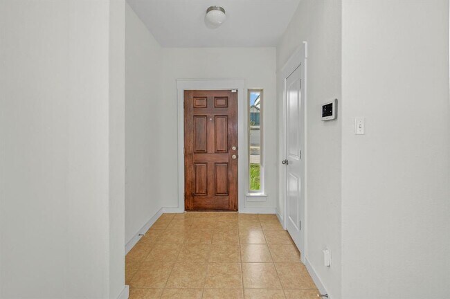 Foto del edificio - 5812 Marostica Ln
