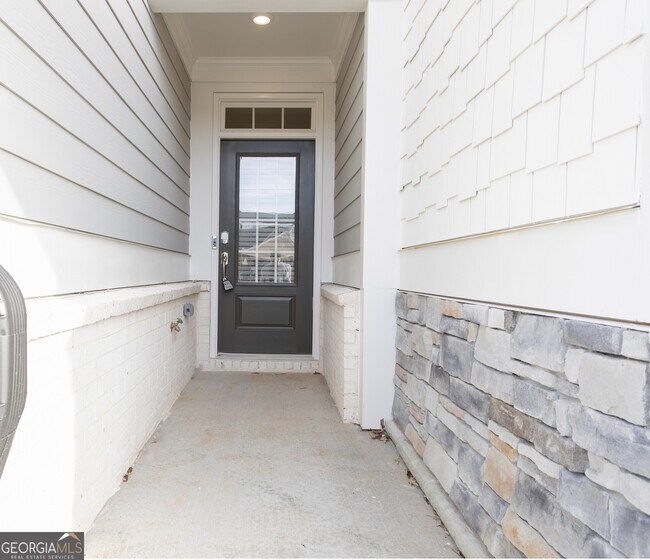 Building Photo - 2369 Richmond Row Dr