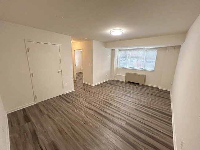 Building Photo - Bradley View