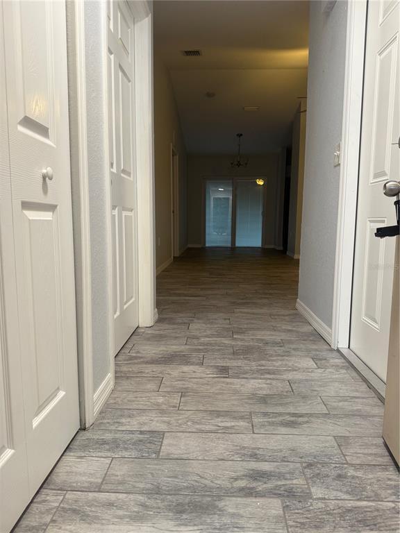 Foto del edificio - 2596 Landover Blvd