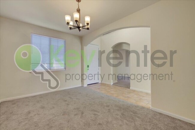 Foto del edificio - 5910 Dulwich Way