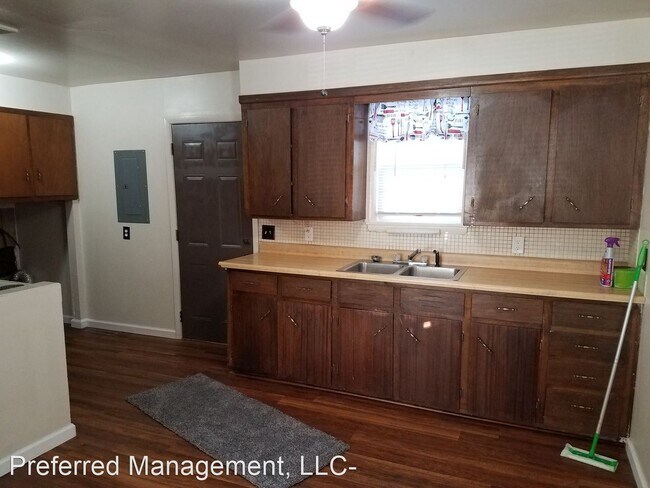 Foto del edificio - 3 br, 1 bath House - 213 Stanfield Avenue