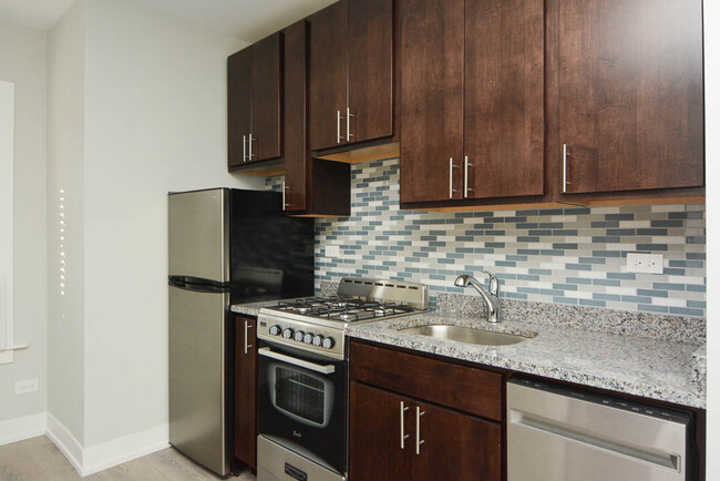 Foto del edificio - 426.5 W Belden Ave