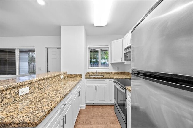 Foto del edificio - 404 SE 16th St