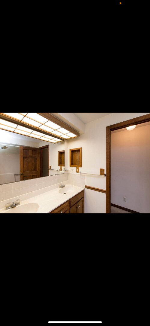 Foto del edificio - Welcome home to this 4-bedroom home in Ket...