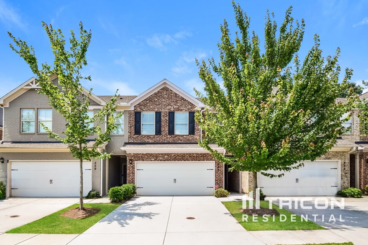 Foto principal - 519 Trickum Hill Dr