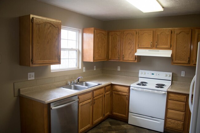Building Photo - 112 Arrowhead Dr