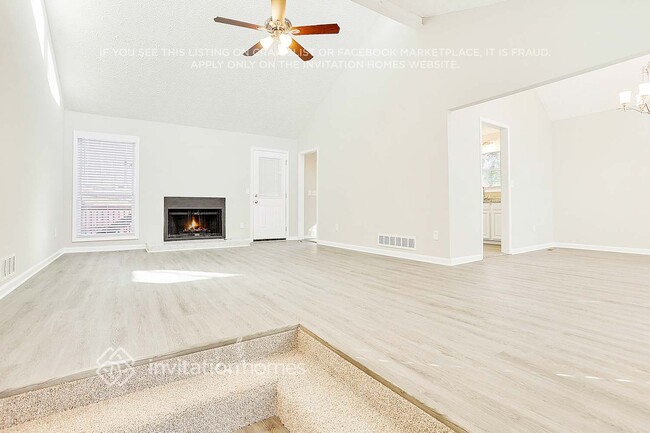 Foto del edificio - 1327 Shadowood Trail