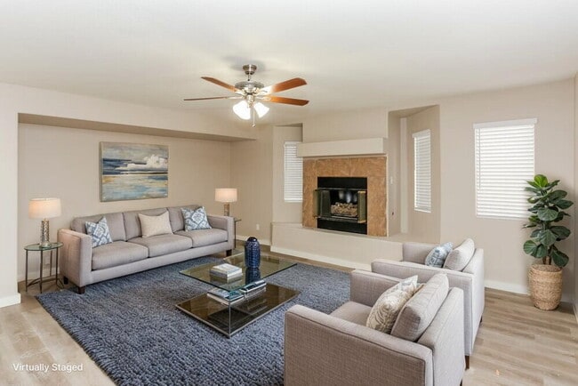 Foto del edificio - 2418 Island Paradise Ave