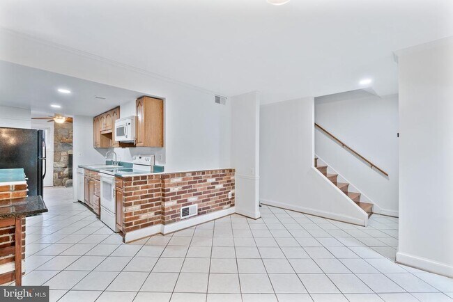 Foto del edificio - 9652 Marston Ln