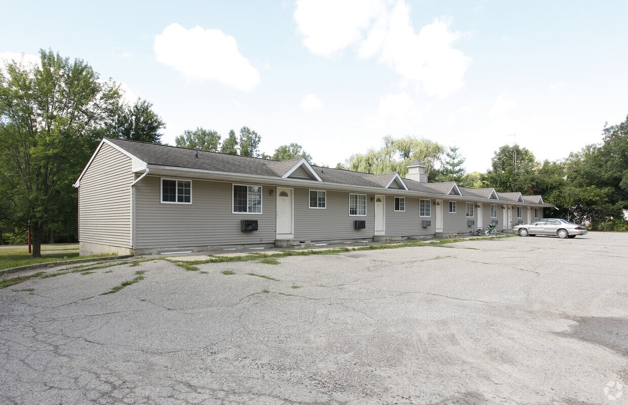 River Rock of Flushing Apartments Apartments in Flushing, MI