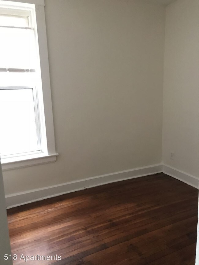 Foto del edificio - 16 Dana Ave