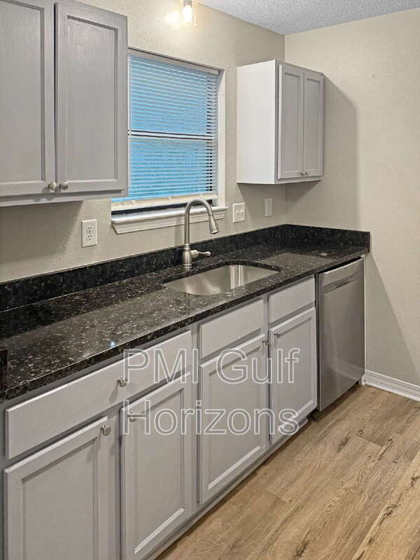 Building Photo - 3356 La Leyenda Ct