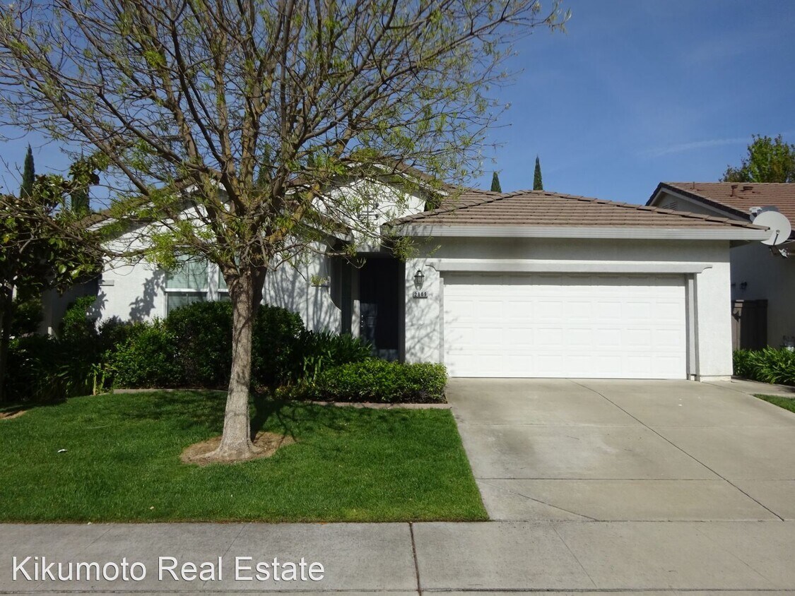 4 br, 2 bath House 2809 Tree Swallow Circle House for Rent in Elk Grove, CA