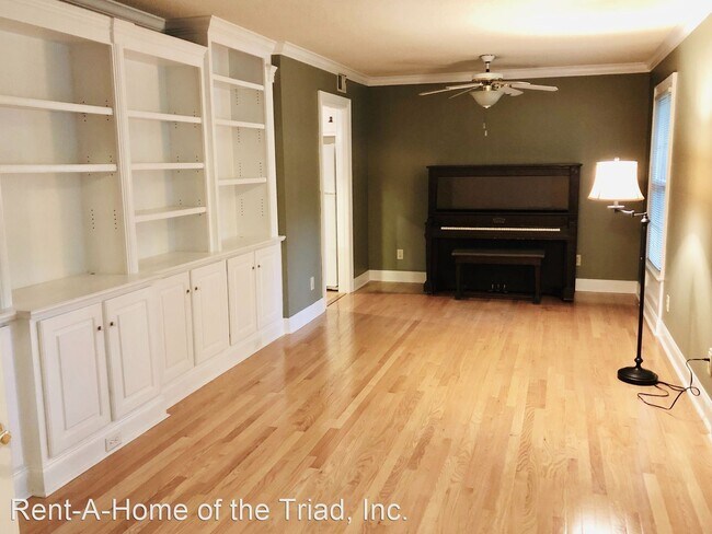 Foto del edificio - 3 br, 2 bath House - 4710 Beechcroft Drive