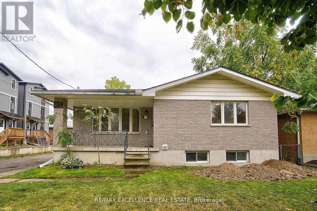 Primary Photo - 1595 Borden St