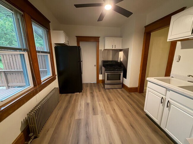 Foto del edificio - 525 S Quincy St