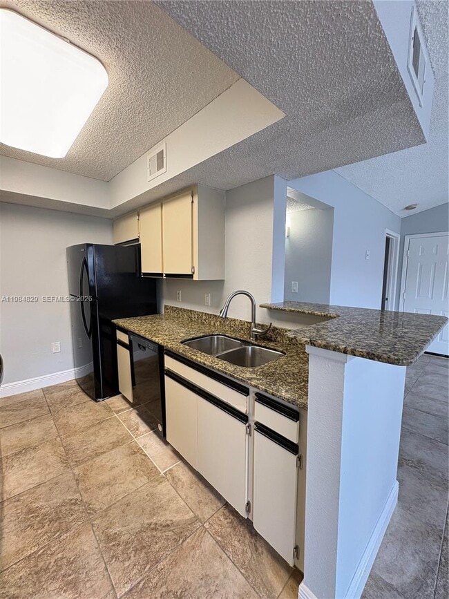 Building Photo - 10501 SW 155th Ct