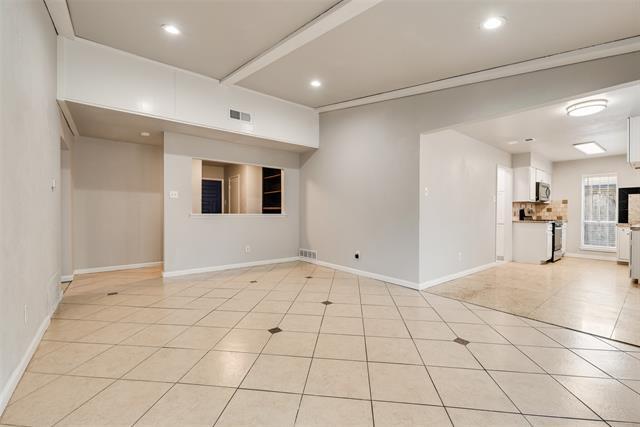 Foto del edificio - 9829 Grove Oaks Blvd
