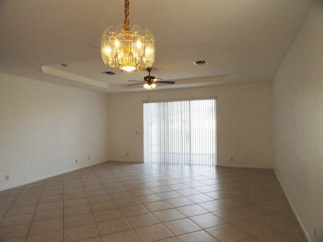 Building Photo - 5288 Sancerre Cir