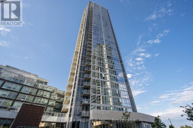 Photo du bâtiment - 2908 Hwy 7