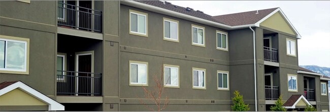 Building Photo - 1427 Morado Dr