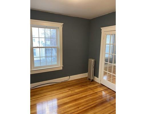 Building Photo - 39 Pleasant St