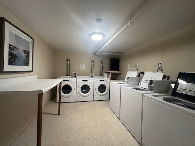 Foto del edificio - 255 West St