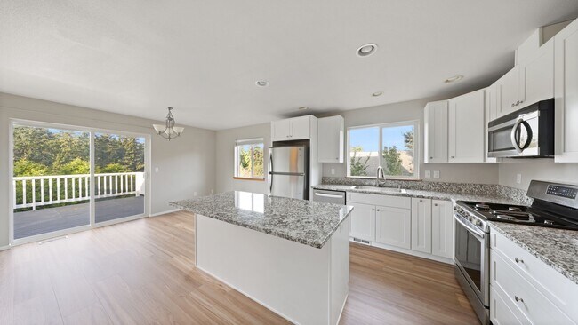 Foto del edificio - 3 Bed 2.5 Bath - Fireside - NAS Whidbey - Groups