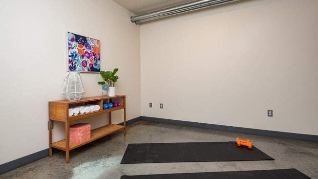 Third Bedroom - Sunshine Portland