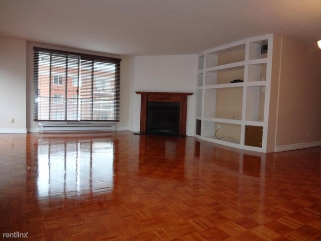 Foto del edificio - 5110 Washington St