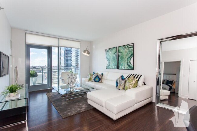 Foto del edificio - 1460 N Halsted St