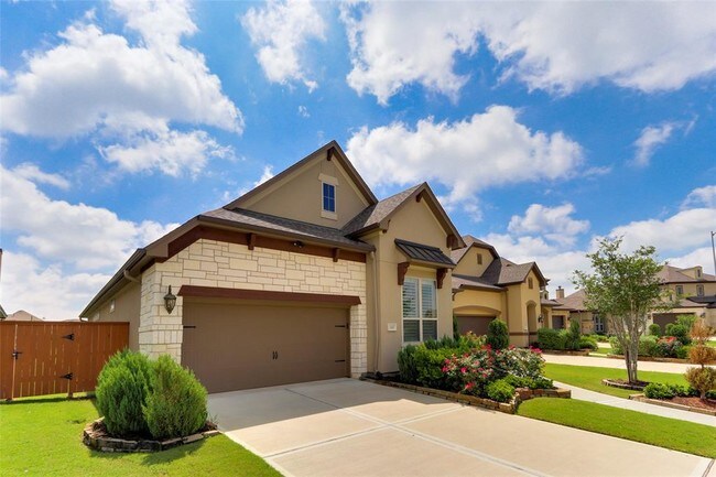 Building Photo - 11427 Robillard Way