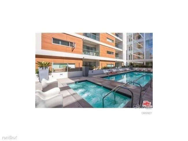 Foto del edificio - 6735 Yucca St