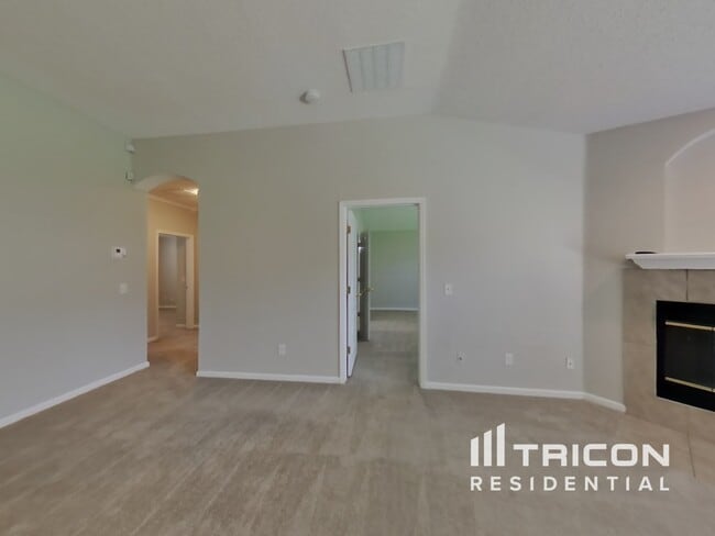 Building Photo - 892 Bonaparte Landing Ct