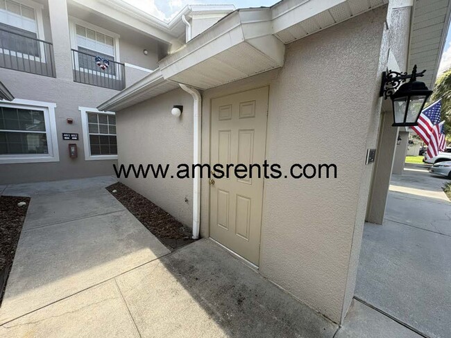 Building Photo - Spacious 2 bedroom 2 bath Condo in North Shore at Lake Hart
